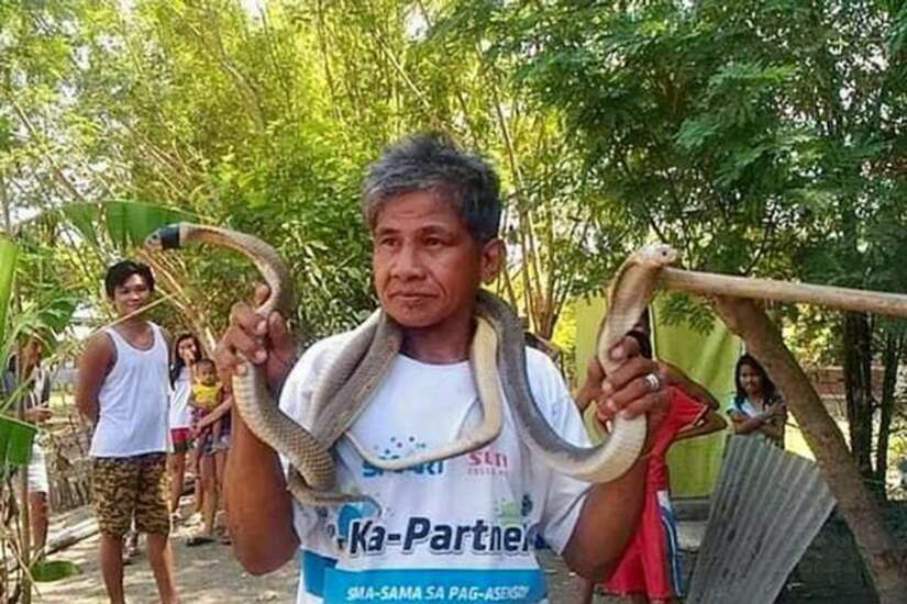 Snake Man Bernardo Alvarez