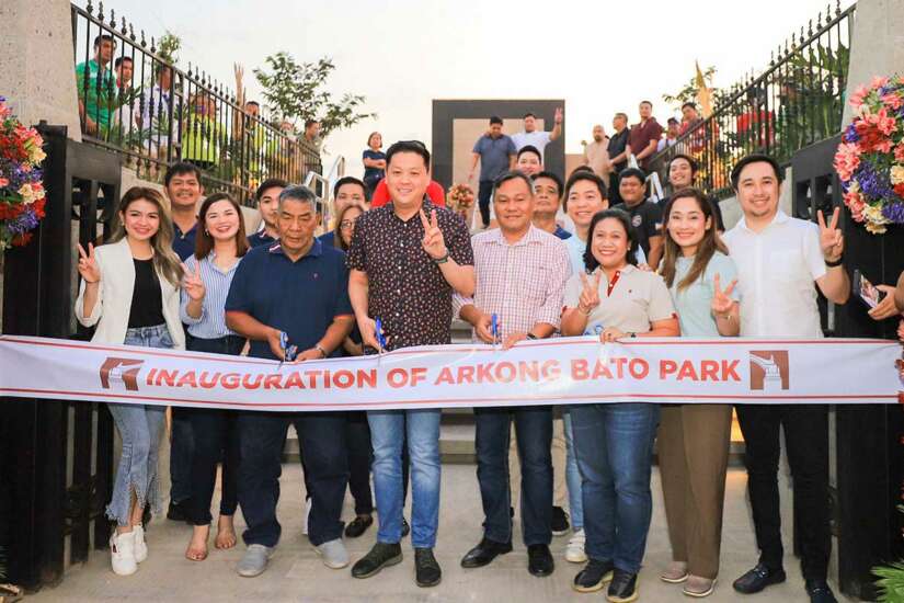 Arkong Bato Linear Park